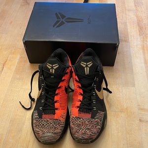 Kobe 10 Christmas Reproduction